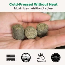 WOOOF Doggie Greens - Natural Dog Micronutrients & Probiotics. Daily Vitamins & Minerals From Superfoods. Includes Spirulina, Kelp & Algae. Longevity, Gut, Immunity & Coat. 90 Chews 11 WOOOF Doggie Greens - Natural Dog Micronutrients & Probiotics. Daily Vitamins & Minerals From Superfoods. Includes Spirulina, Kelp & Algae. Longevity, Gut, Immunity & Coat. 90 Chews -Dog Supply Store 41agdFJuqyL