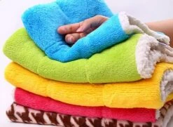 CoCocina Colorful Warm Dog Cat Blankets Pet Sleep Mat Pad Bed Cover Soft Flannel Blanket For Kitties Puppies And Other Small Animals-Rose Red-M -Dog Supply Store 51KJeXCfY0L