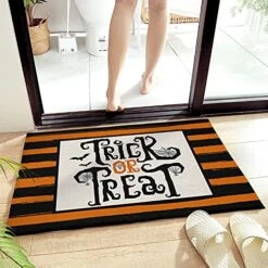 ARTSHOWING Halloween Area Rug Non Slip Non Shedding Easy Clean Thick Soft Plush Doormat For Bathroom Entryway Living Dining Room 16x24inch - Bat Reptile Trick Or Treat With Orange Stripe -Dog Supply Store 51TvvWnxpxL