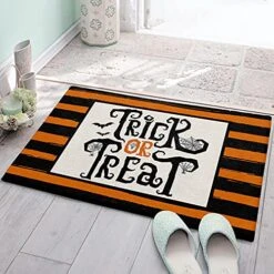 ARTSHOWING Halloween Area Rug Non Slip Non Shedding Easy Clean Thick Soft Plush Doormat For Bathroom Entryway Living Dining Room 16x24inch - Bat Reptile Trick Or Treat With Orange Stripe